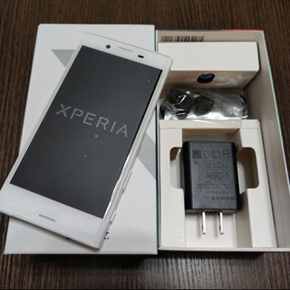 エクスペリア(Xperia)のXperia X Compact White 32 GB SIMフリー(スマートフォン本体)