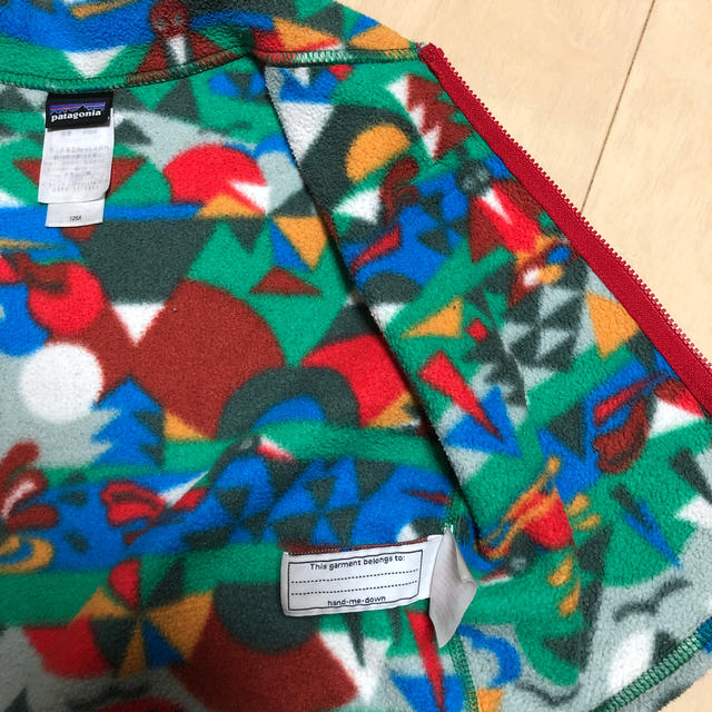 patagonia(パタゴニア)のパタゴニア  ベビー　シンチラベスト　12M キッズ/ベビー/マタニティのベビー服(~85cm)(ジャケット/コート)の商品写真