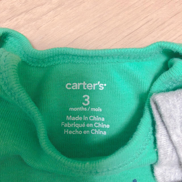 carter's(カーターズ)のカーターズ ボディスーツ4枚セット キッズ/ベビー/マタニティのベビー服(~85cm)(ロンパース)の商品写真