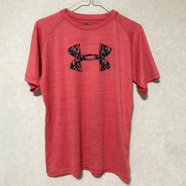 UNDER ARMOUR(アンダーアーマー)のアンダーアーマー Tシャツ メンズのトップス(Tシャツ/カットソー(半袖/袖なし))の商品写真