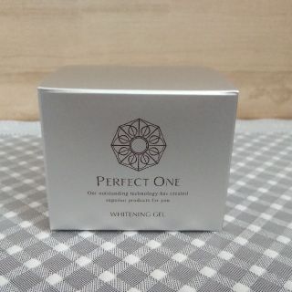 パーフェクトワン(PERFECT ONE)のパーフェクトワン　薬用ホワイトニング美容ジェル　(美容液)