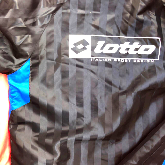 lotto(ロット)のロット160サッカー　ジュニア　ベンチコート スポーツ/アウトドアのサッカー/フットサル(その他)の商品写真