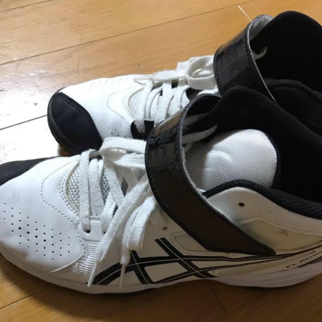 asics(アシックス)のバスケットシューズ メンズの靴/シューズ(スニーカー)の商品写真
