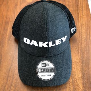 オークリー(Oakley)のOAKLEY×NEWERA  キャップ　メッシュ(キャップ)