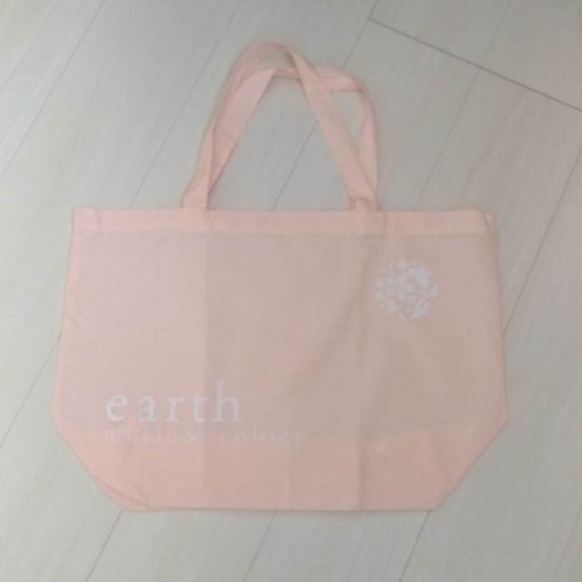 earth music & ecology(アースミュージックアンドエコロジー)のアースミュージック＆エコロジー　袋 レディースのバッグ(ショップ袋)の商品写真