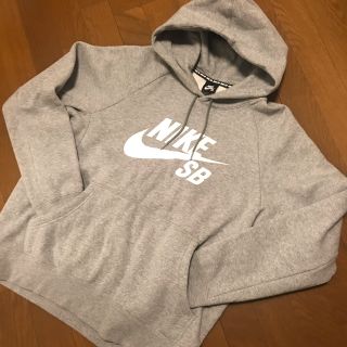 ナイキ(NIKE)のNIKE SB パーカー(パーカー)