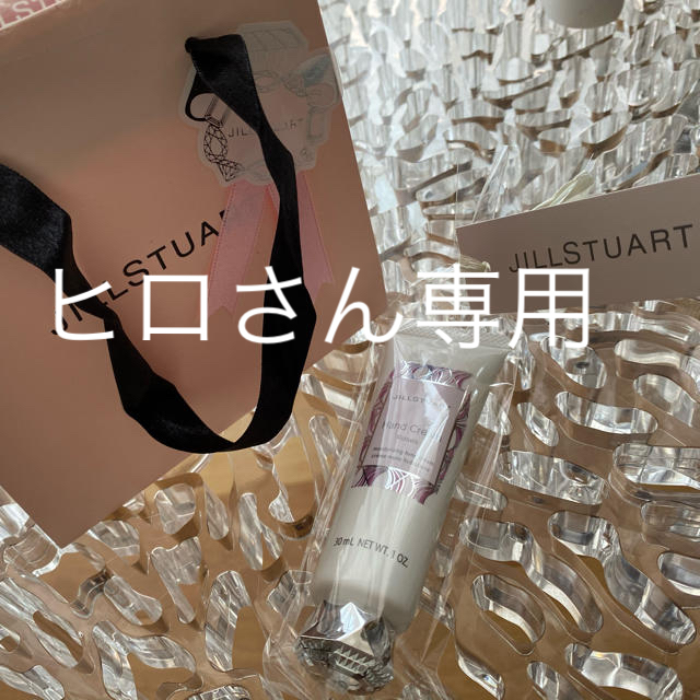 JILL by JILLSTUART(ジルバイジルスチュアート)のJILLSTUART ハンドクリーム　ロージーズ コスメ/美容のボディケア(ハンドクリーム)の商品写真