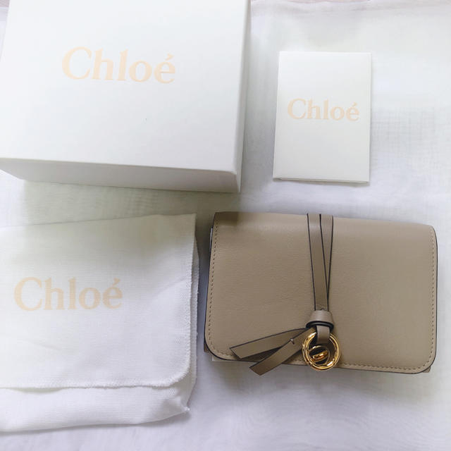 【新品未使用品】Chloe 三つ折り財布　グレー