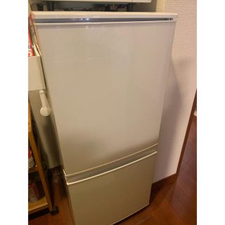 シャープ(SHARP)の【中古】SHARP冷凍冷蔵庫(家庭用) (日用品/生活雑貨)