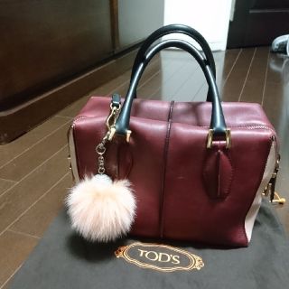 トッズ(TOD'S)のTOD'S ショルダーストラップ付 Dバッグ　(ショルダーバッグ)