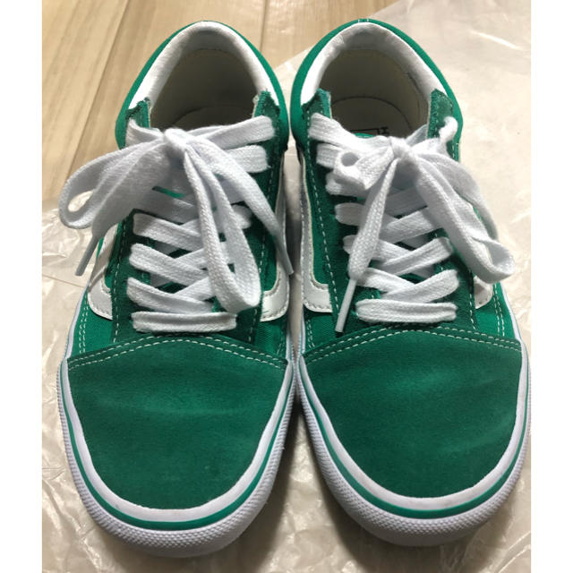 VANS(ヴァンズ)の最終値下げ☆vans OLD SKOOL 【22.5cm】 レディースの靴/シューズ(スニーカー)の商品写真