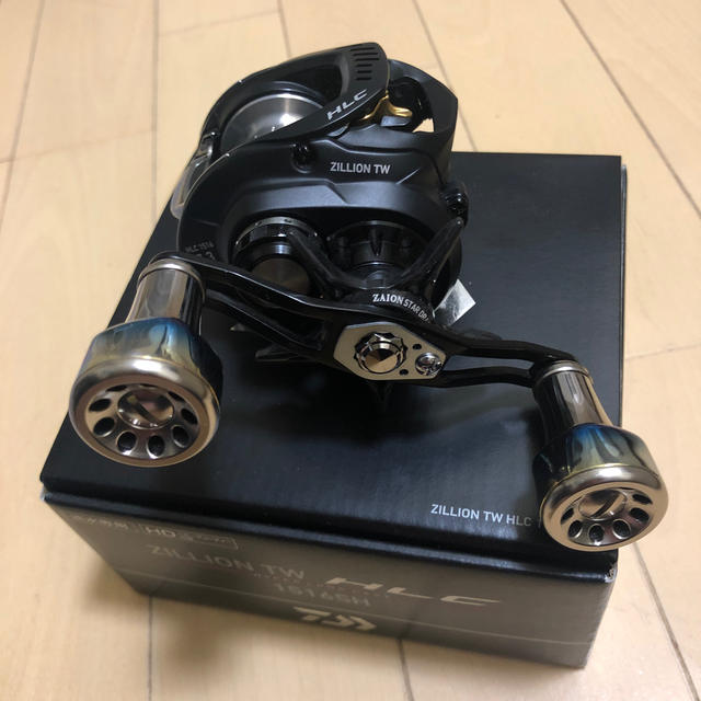 DAIWA(ダイワ)のジリオン　TW HLC 1516SH スポーツ/アウトドアのフィッシング(リール)の商品写真