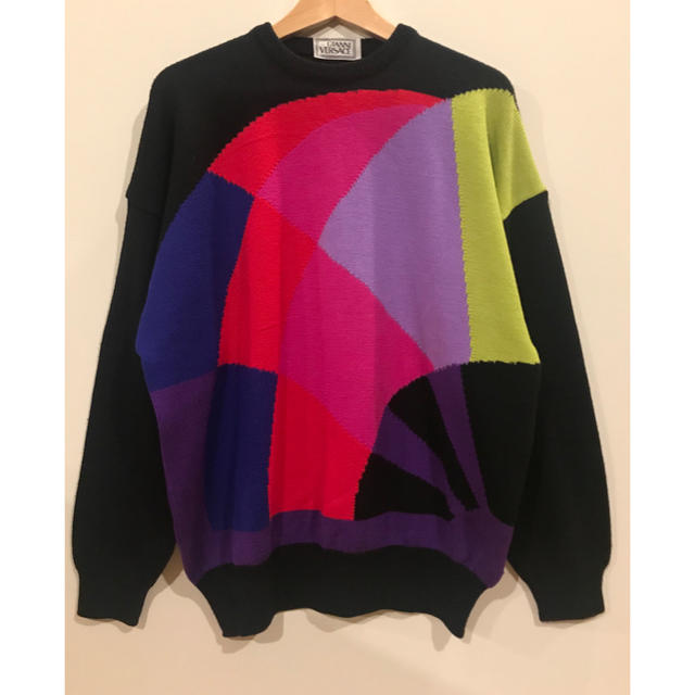Gianni Versace - GianniVersace ニット【美品】扇デザインGianni Versaceのニット/セーター