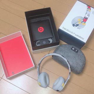 ビーツバイドクタードレ(Beats by Dr Dre)のBeats Solo3 Wireless 【難アリ】ミッキー ヘッドホン(ヘッドフォン/イヤフォン)