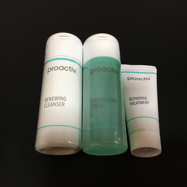 proactiv(プロアクティブ)のプロアクティブ　お試しセット コスメ/美容のキット/セット(サンプル/トライアルキット)の商品写真