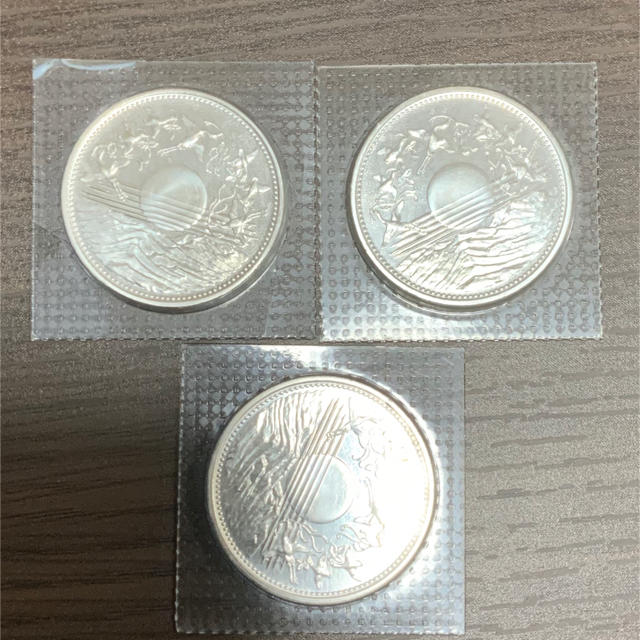 美術品/アンティーク御在位60年記念硬貨  1万円銀貨3枚