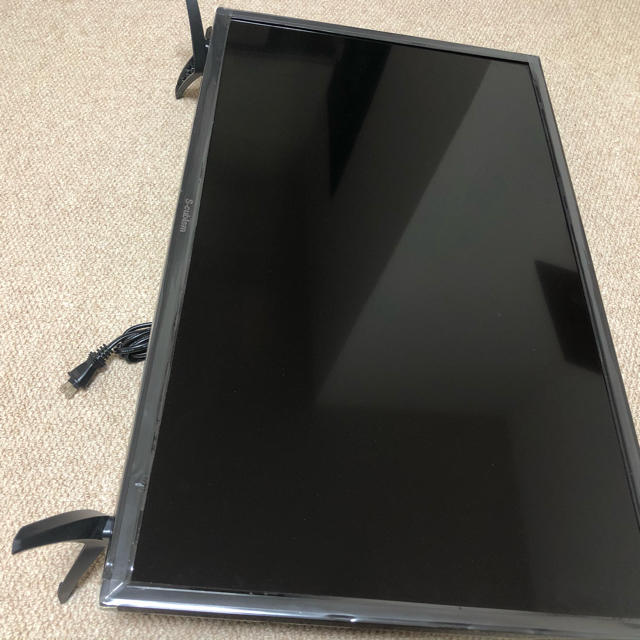 S-cubism 32型デジタルハイビジョン液晶テレビ