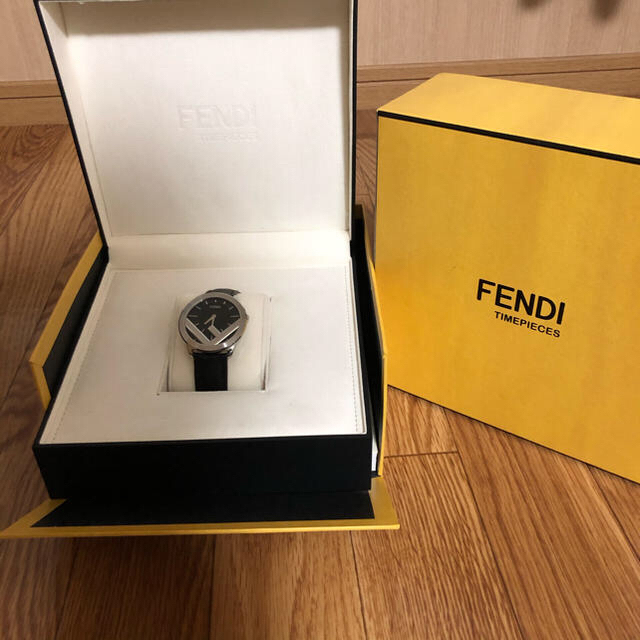 みおうさん専用FENDI 時計 腕時計