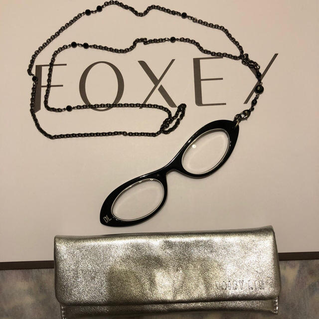 FOXEY(フォクシー)の【美品】フォクシー FOXEY リーディンググラス　ネックレス　ブラック  レディースのアクセサリー(ネックレス)の商品写真