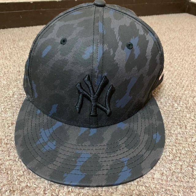 NEWERAニューヨーク ヤンキース ブラックレオパード 帽子  