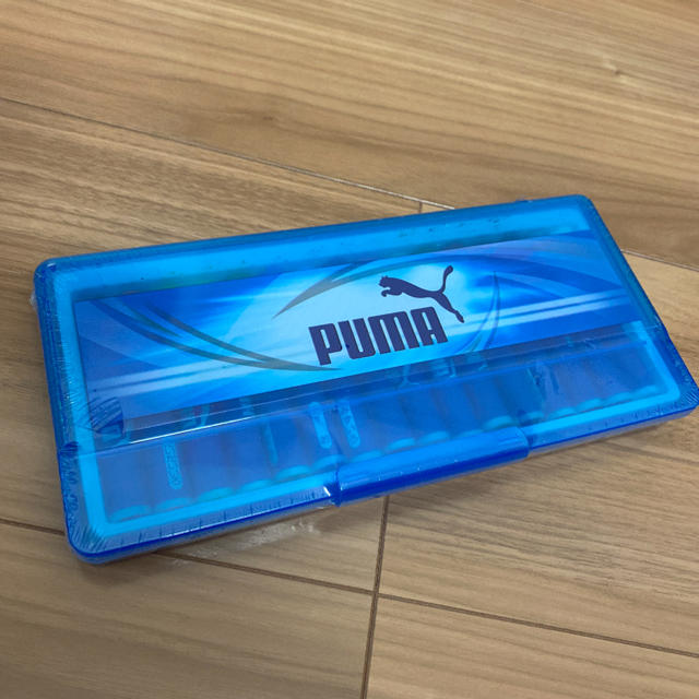 PUMA(プーマ)の新品未開封　pumaクレパス16色　クレヨン エンタメ/ホビーのアート用品(クレヨン/パステル)の商品写真