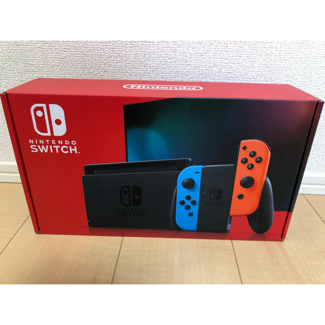 Nintendo Switch(ニンテンドースイッチ)の新品未使用　任天堂　スイッチ　Switch ネオンブルー レッド　 エンタメ/ホビーのゲームソフト/ゲーム機本体(家庭用ゲーム機本体)の商品写真