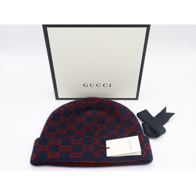 Gucci(グッチ)の《GUCCI/ニット帽》Sランク 完全正規品 新品未使用 箱、リボン付き メンズの帽子(ニット帽/ビーニー)の商品写真