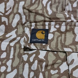 カーハート(carhartt)のCarhartt  ☆迷彩柄カーゴパンツ  XL 値下げ(ワークパンツ/カーゴパンツ)