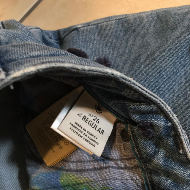 SCOTCH & SODA(スコッチアンドソーダ)のドット　テーパードデニム レディースのパンツ(デニム/ジーンズ)の商品写真