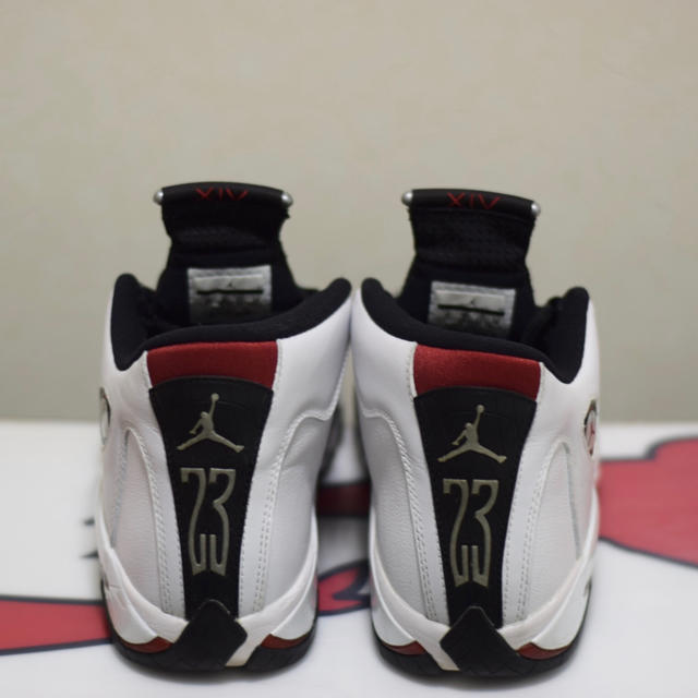 NIKE(ナイキ)の NIKE AIR JORDAN 14 RETRO aj14 メンズの靴/シューズ(スニーカー)の商品写真