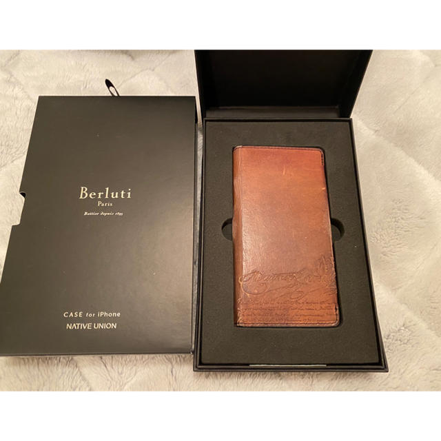 Berluti(ベルルッティ)のBerluti iPhoneケース 7.8対応 スマホ/家電/カメラのスマホアクセサリー(iPhoneケース)の商品写真