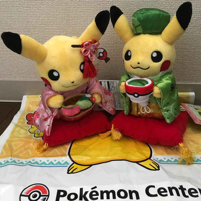 ポケモン　ぬいぐるみ　お茶会　京都限定　メス　オス　着物　ピカチュウ　ぬいぐるみ