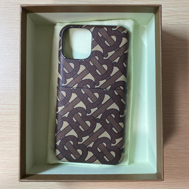 BURBERRY(バーバリー)のBURBERRY モノグラム iPhone11proケース スマホ/家電/カメラのスマホアクセサリー(iPhoneケース)の商品写真