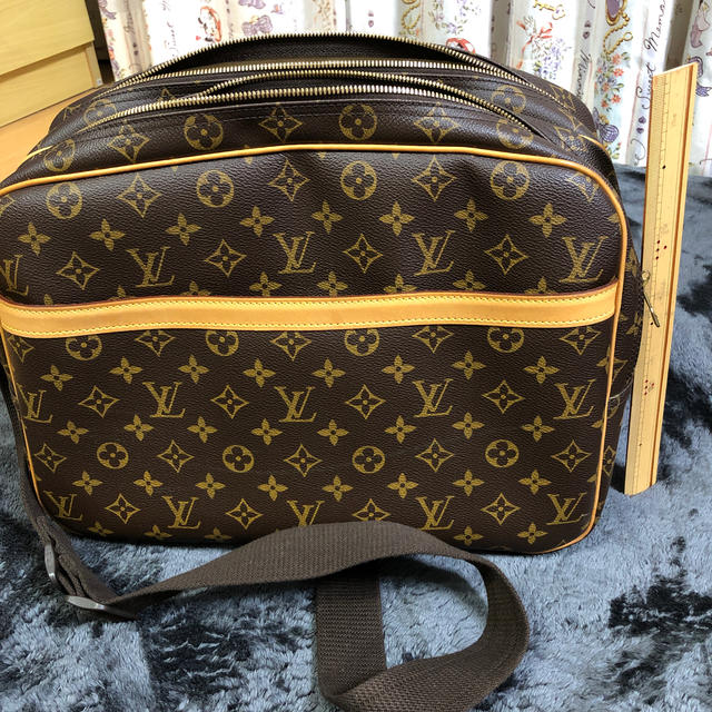 LOUIS VUITTON ショルダーバッグ