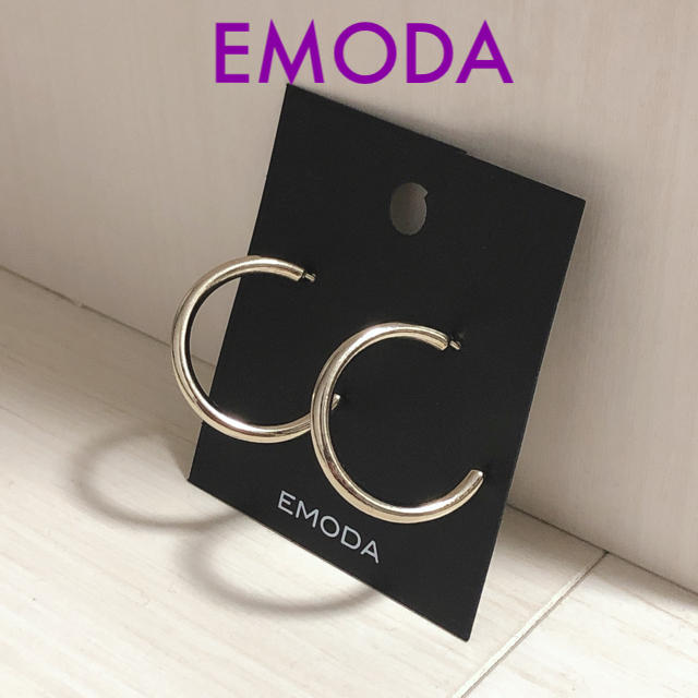 EMODA(エモダ)のEMODA エモダ ピアス レディースのアクセサリー(ピアス)の商品写真