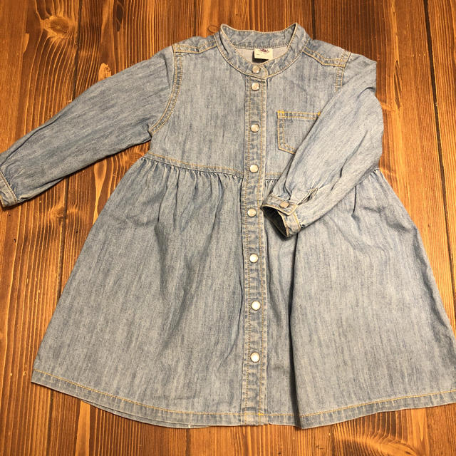 PETIT BATEAU(プチバトー)のデニムワンピース　プチバトー 18m キッズ/ベビー/マタニティのキッズ服女の子用(90cm~)(ワンピース)の商品写真