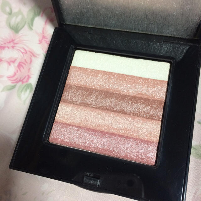 BOBBI BROWN(ボビイブラウン)の値下げ☆BOBBI BROWN♡チーク コスメ/美容のベースメイク/化粧品(チーク)の商品写真