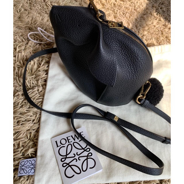 LOEWE - LOEWE ロエベ バニーバック ショルダーバッグの通販 by ワルツ