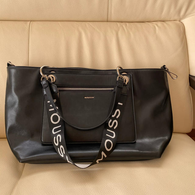 moussy(マウジー)のMOUSSY ロゴ入り２WAYバッグ レディースのバッグ(ショルダーバッグ)の商品写真