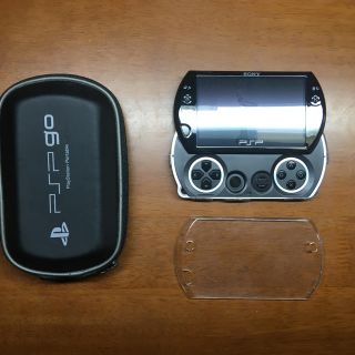 ソニー(SONY)のPSP go 16GBモデル (携帯用ゲーム機本体)