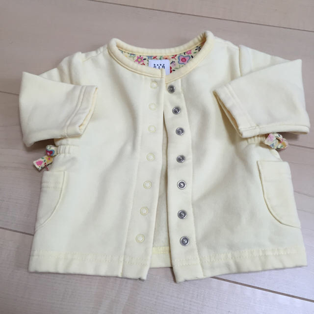 babyGAP(ベビーギャップ)の専用！ベビーギャップ♡カーディガン♡60 キッズ/ベビー/マタニティのベビー服(~85cm)(カーディガン/ボレロ)の商品写真