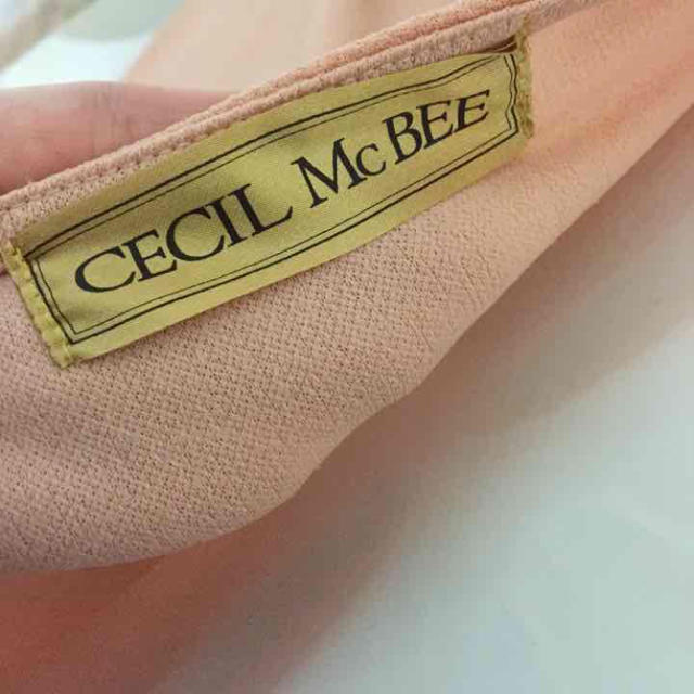 CECIL McBEE(セシルマクビー)のピンクベージュ  トップス レディースのトップス(Tシャツ(長袖/七分))の商品写真