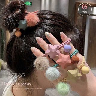 プチプラ ヘアゴム ファーポンポン 大人可愛い ヘアゴム ヘアアクセサリー(ピアス)