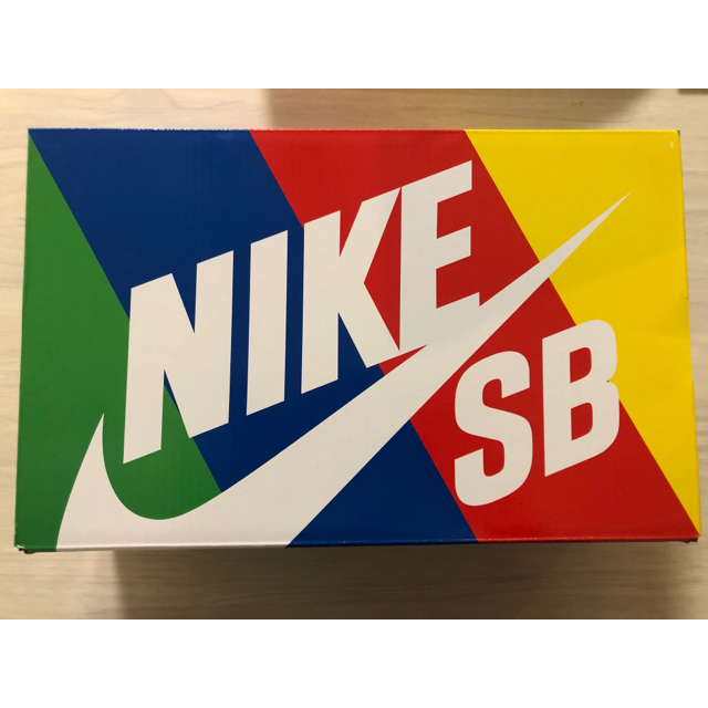 NIKE(ナイキ)のやき様専用　Travis Scott dunk Nike sb dunk メンズの靴/シューズ(スニーカー)の商品写真