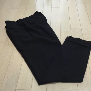 ザラ(ZARA)のZARA  ブラックタックパンツ(カジュアルパンツ)