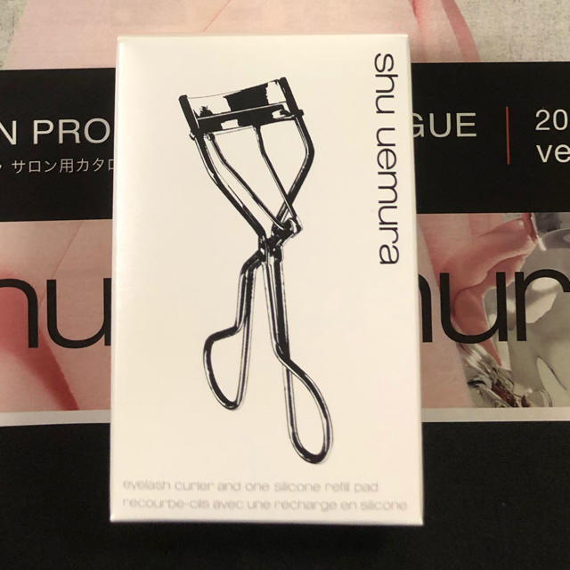 shu uemura(シュウウエムラ)の【新品】シュウウエムラ ビューラー アイラッシュカーラーN コスメ/美容のスキンケア/基礎化粧品(フェイスローラー/小物)の商品写真