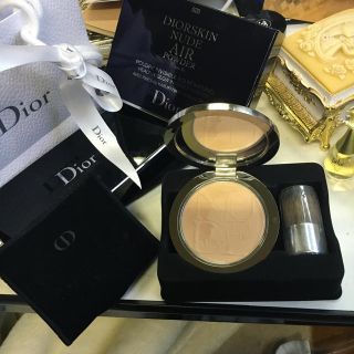 クリスチャンディオール(Christian Dior)のディオールスキンエアーパウダーコンパクト(フェイスパウダー)