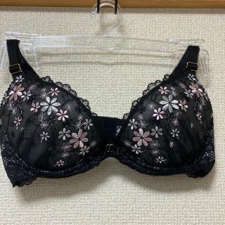 チュチュアンナ(tutuanna)の新品未使用ブラ(ブラ)