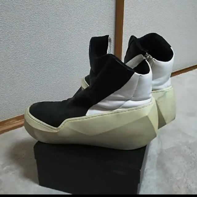 JULIUS - JULIUS ユリウス Polygon Sole Sneaker Bootsの通販 by