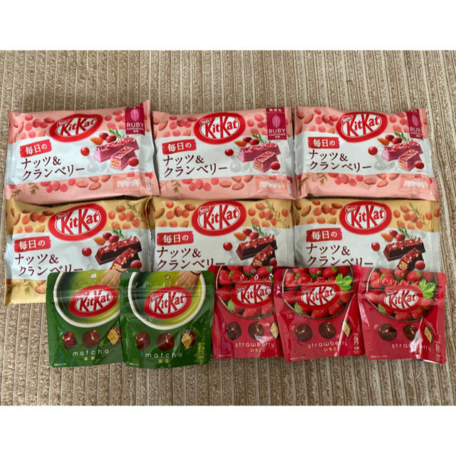 Nestle(ネスレ)の【3238円商品】キットカット　11袋セット 食品/飲料/酒の食品(菓子/デザート)の商品写真